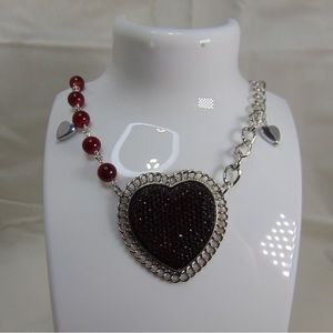 Handmade necklace ❤️🩸